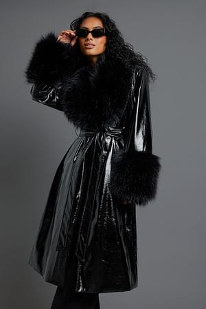Black Płaszcz ze sztucznej skóry ze sztucznym futrem