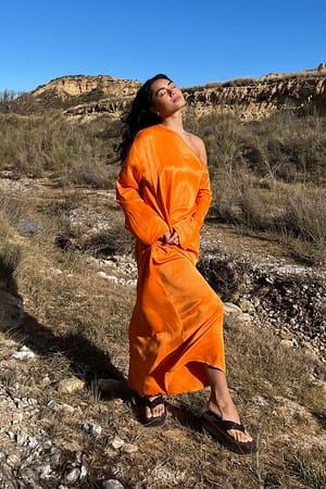 Orange Satijnen jurk
