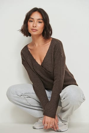 Brown Gebreide wikkelsweater