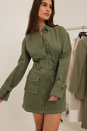 Khaki Green Utility mini-jurk met knoopdetail