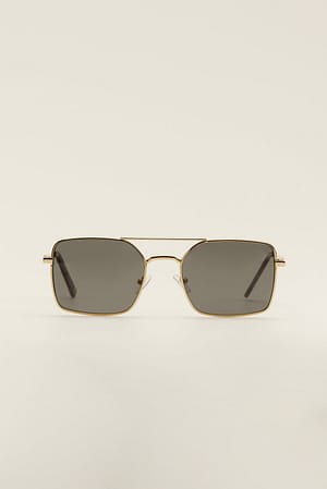 Black/Gold Wide Wire Frame Sunglasses