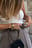 Gebreid hemdje met details