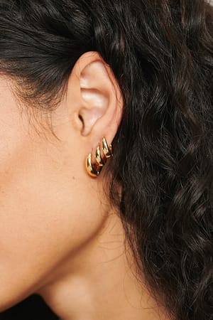 Gold Short Hoop Earrings (2-pack)